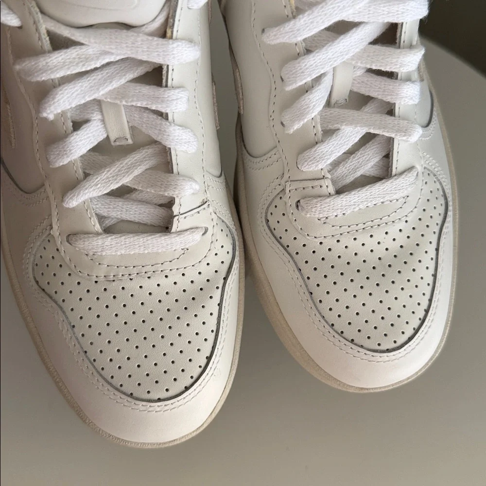 Veja V-15 Mid Top Sneaker women’s Leather